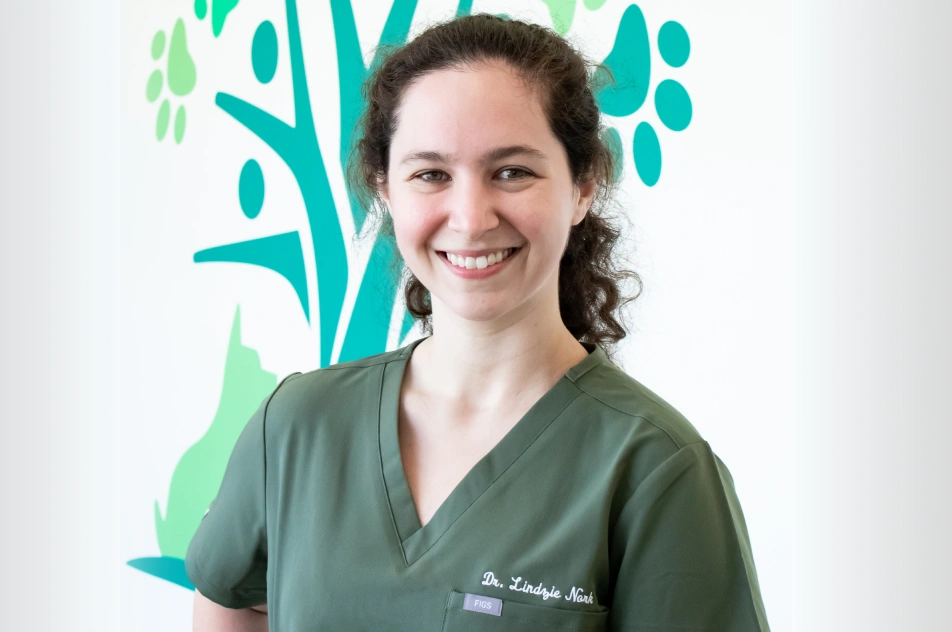 Dr. Lindzie Nork